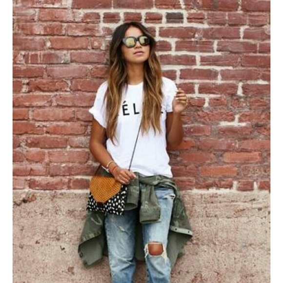 LAST ONE! 'Célfie' tee shirt - Picture 4 of 6